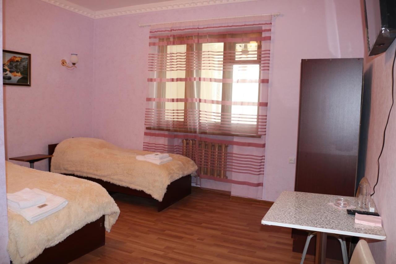 Hotel 333 Yerevan Exterior photo