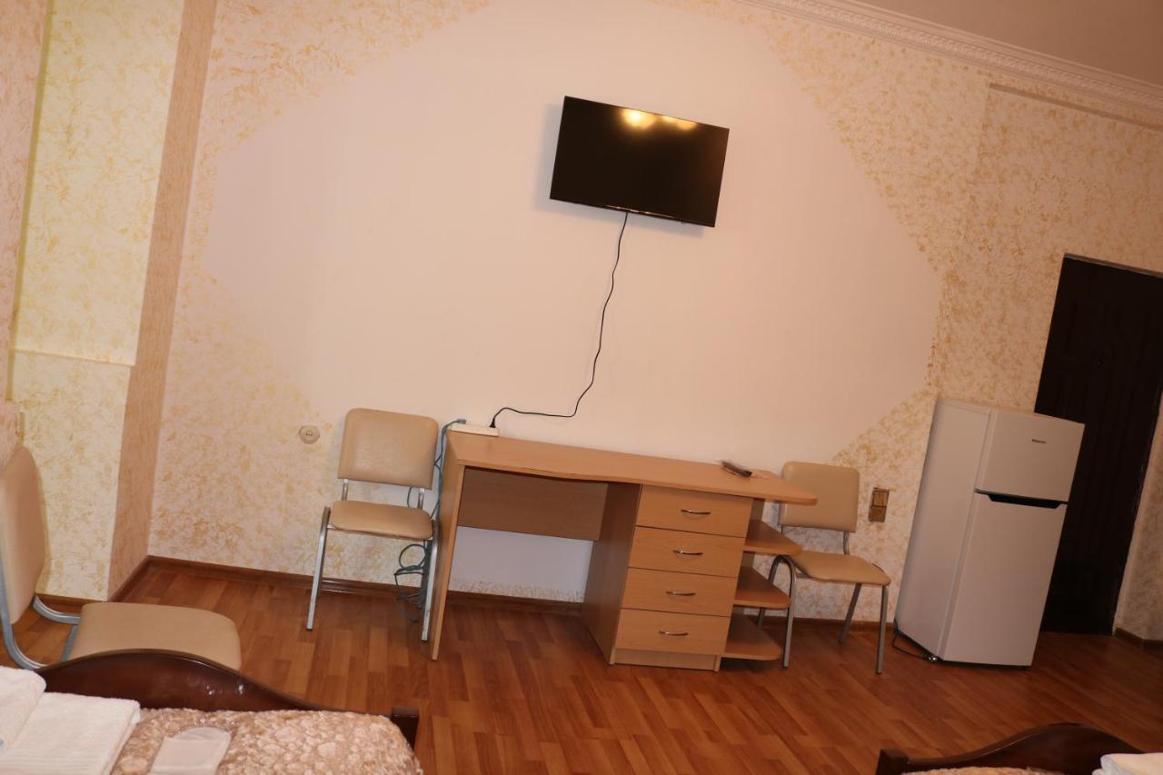 Hotel 333 Yerevan Exterior photo